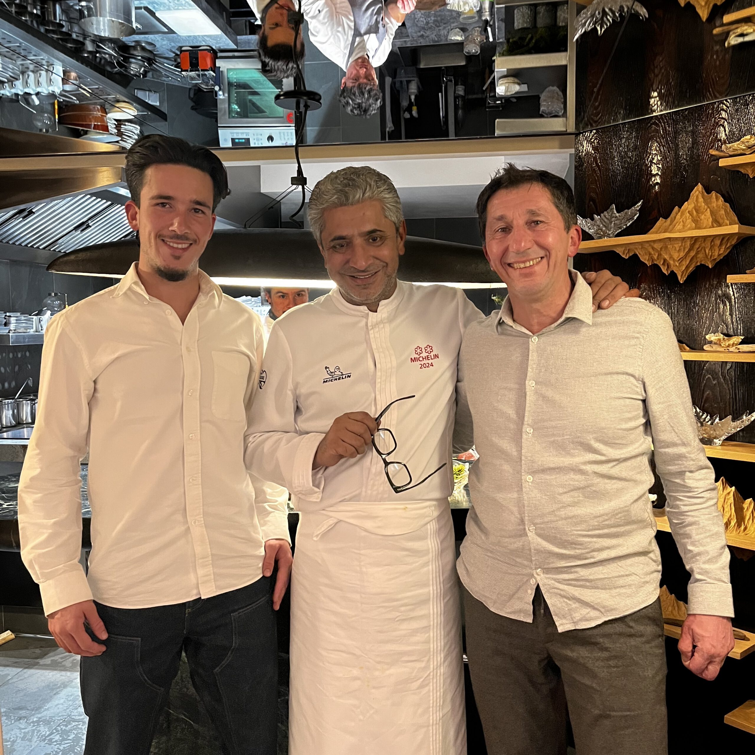 Le chef étoilé Sylvestre Wahid et Christophe Peuchaud à Courchevel
