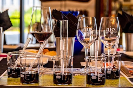 Le Winemaker challenge, une animation de team building signée ŒNOPTIMO
